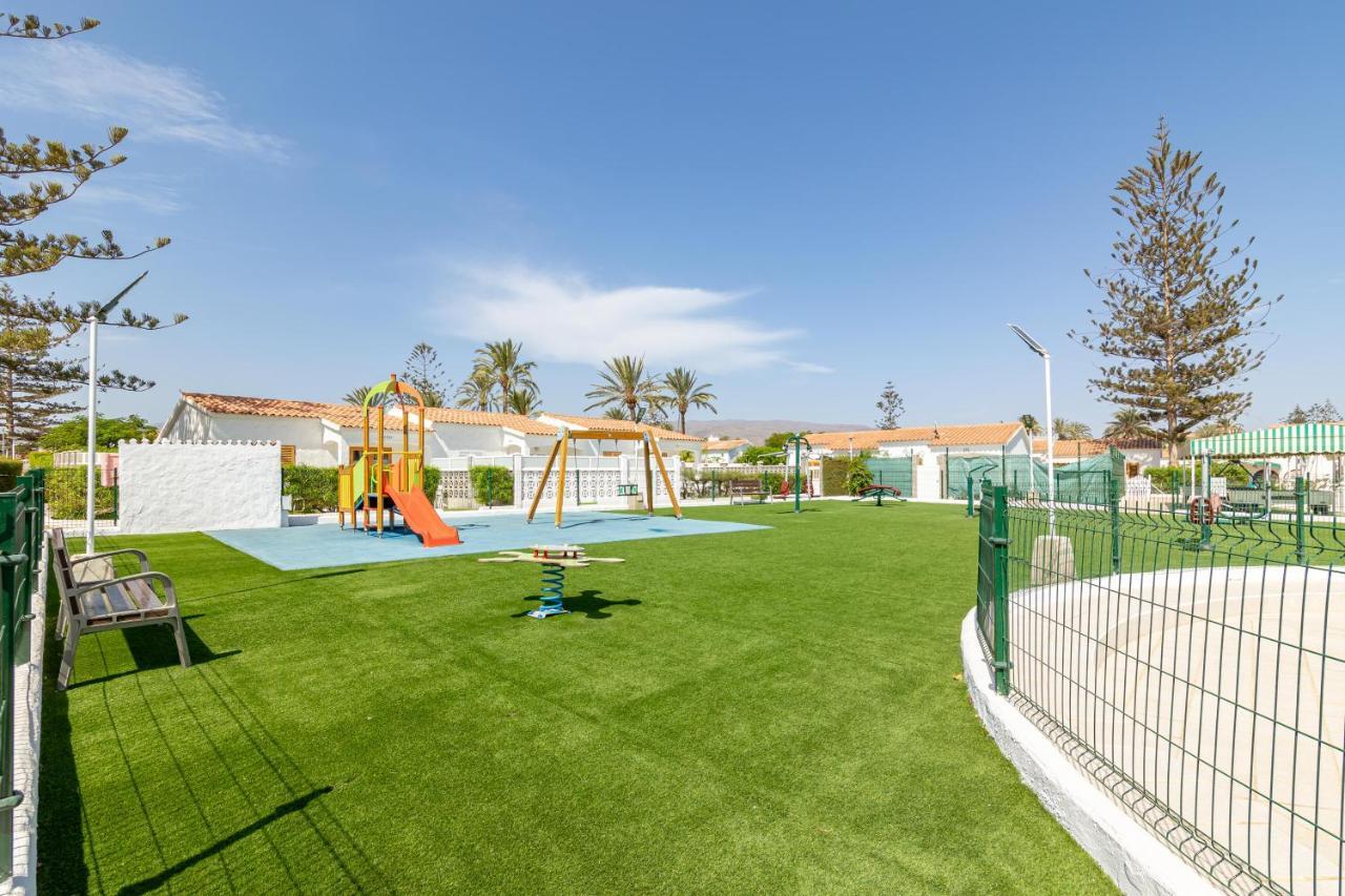 Canarian Holiday Home - Sunset Bungalow In Playa Del Ingles Сан-Бартоломе Экстерьер фото