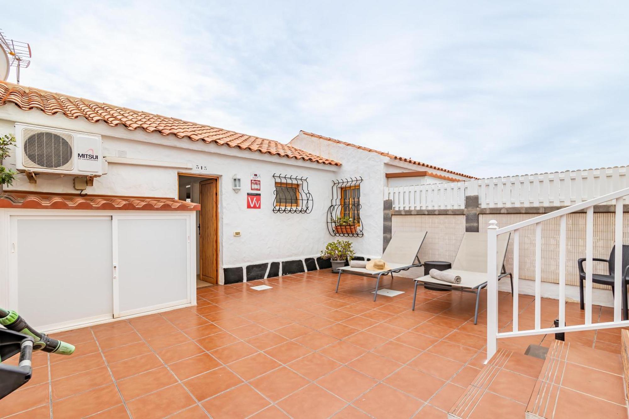 Canarian Holiday Home - Sunset Bungalow In Playa Del Ingles Сан-Бартоломе Экстерьер фото